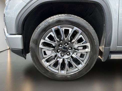 Certified 2023 GMC Sierra 1500 Denali Ultimate AWD/4WD image 11