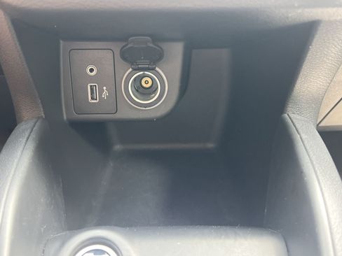Used 2025 Nissan Kicks Play S FWD image 8