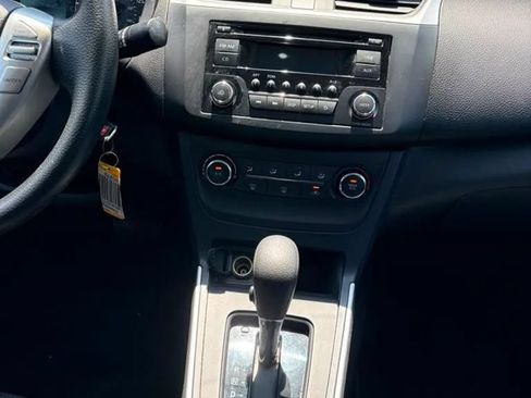 Used 2016 Nissan Sentra S FWD image 10