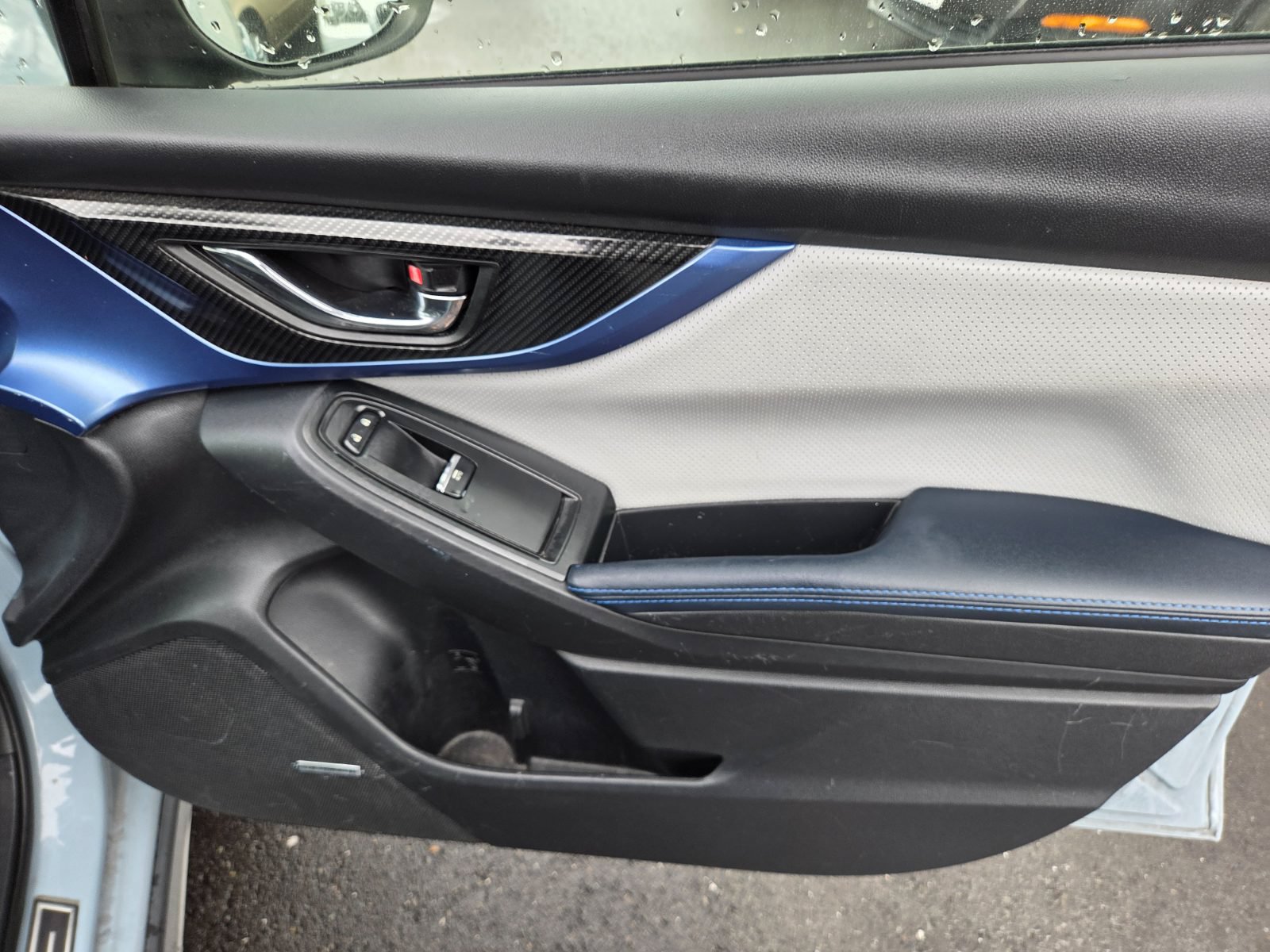 Used 2019 Subaru Crosstrek Hybrid w/ Moonroof Package w/Navigation AWD/4WD image 14