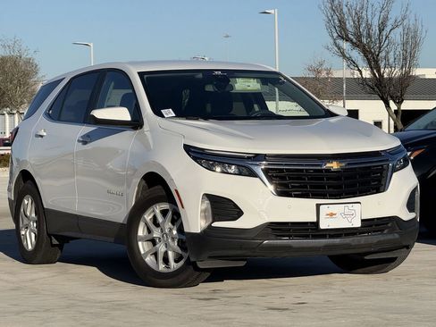 Certified 2023 Chevrolet Equinox LT w/ LPO, Floor Liner Package image 2