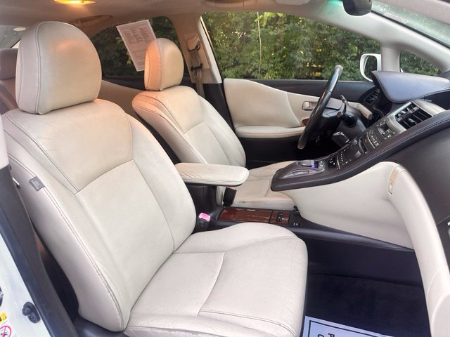 Used 2010 Lexus HS 250h w/ Preferred Accessory Package FWD image 13