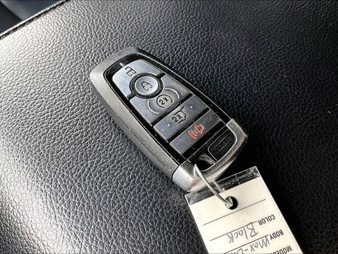 Used 2019 Ford Expedition Max Limited image 13