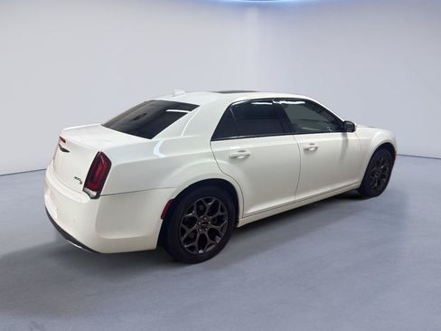 Used 2015 Chrysler 300 S w/ 300S Premium Group AWD/4WD image 6