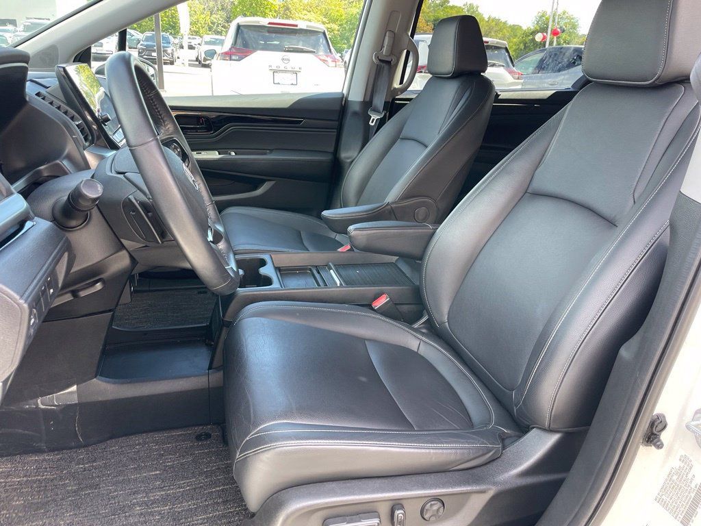 Used 2024 Honda Odyssey Touring image 6