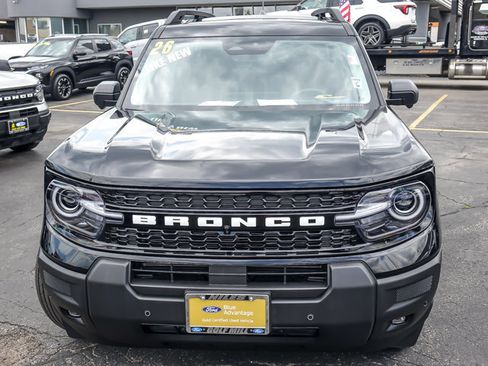Certified 2026 Ford Bronco Sport Outer Banks w/ Outer Banks Tech Package+ AWD/4WD image 4