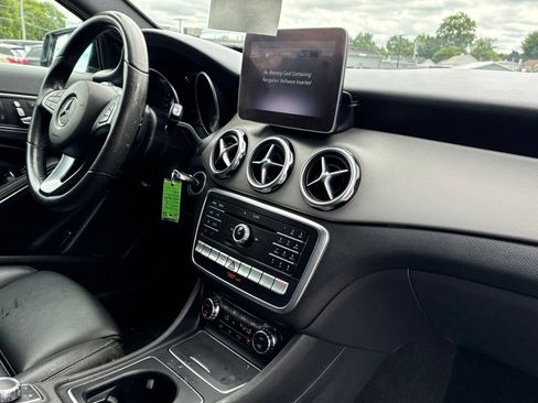 Used 2019 Mercedes-Benz GLA 250 4MATIC image 38