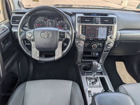 Used 2024 Toyota 4Runner SR5 Premium w/ Moonroof Package AWD/4WD image 18