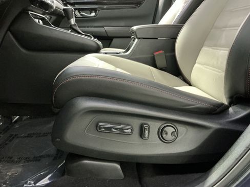 Used 2025 Honda CR-V Sport Touring image 15