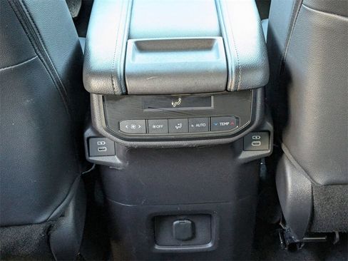 Used 2025 Toyota Grand Highlander AWD image 29