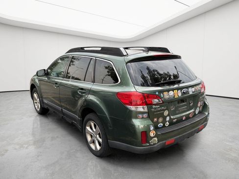 Used 2013 Subaru Outback 2.5i Limited AWD/4WD image 4