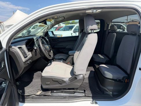 Used 2018 Chevrolet Colorado W/T w/ WT Convenience Package image 17