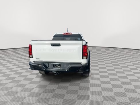 Used 2023 Chevrolet Colorado Trail Boss w/ Technology Package image 8