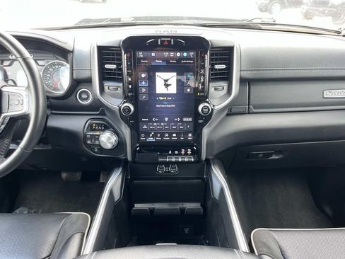 Used 2023 RAM 1500 Laramie AWD/4WD image 17