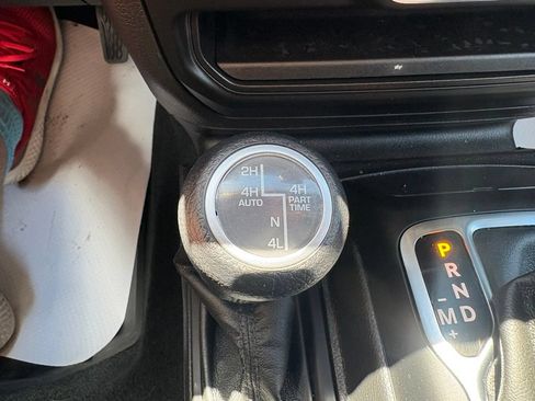 Used 2023 Jeep Wrangler Unlimited w/ Convenience Group AWD/4WD image 3