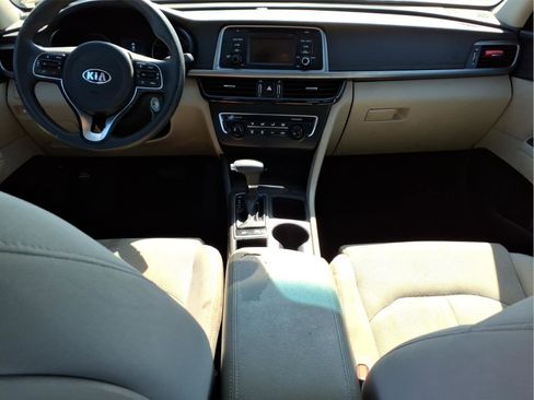 Used 2016 Kia Optima LX image 12