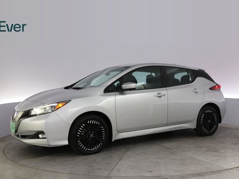 Used 2024 Nissan Leaf SV Plus FWD image 18