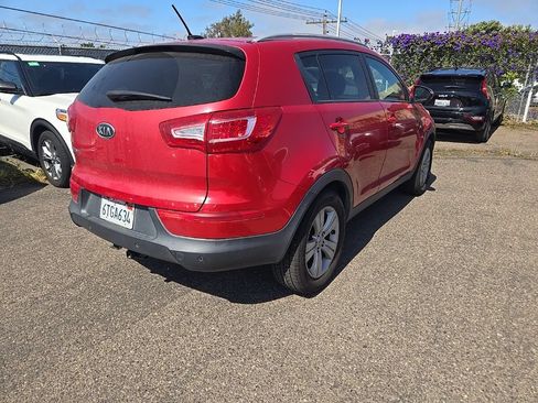 Used 2011 Kia Sportage LX w/ Convenience Pkg FWD image 8