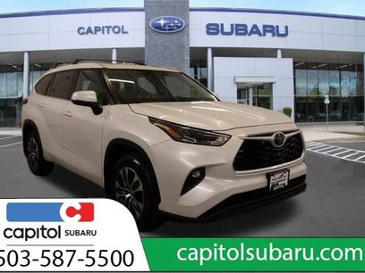 Used 2023 Toyota Highlander XLE