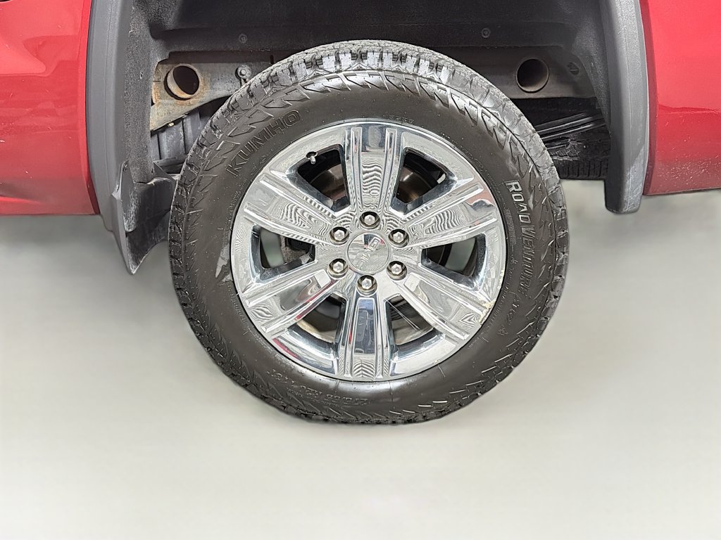 Used 2018 GMC Sierra 1500 SLT AWD/4WD image 32