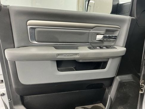 Used 2019 RAM 1500 Classic Warlock image 11