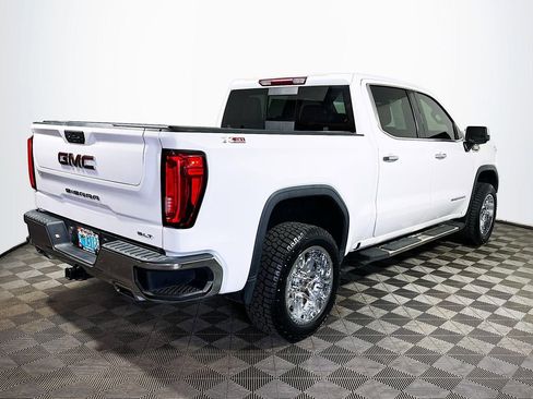 Used 2021 GMC Sierra 1500 SLT w/ SLT Convenience Package AWD/4WD image 7