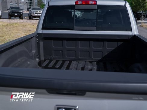 Used 2014 RAM 2500 SLT w/ Cold Weather Group image 16