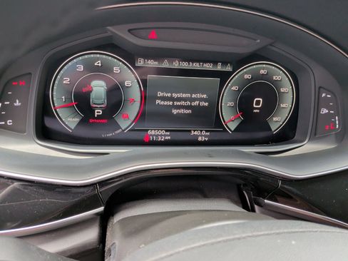 Used 2022 Audi Q8 Premium Plus AWD/4WD image 28