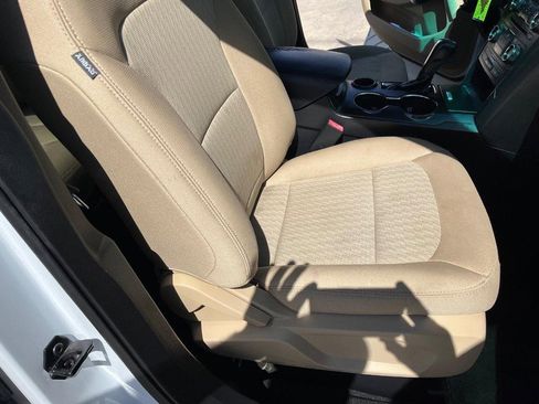 Used 2016 Ford Explorer FWD image 9