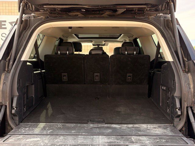 Used 2025 Ford Expedition Max Platinum AWD/4WD image 19