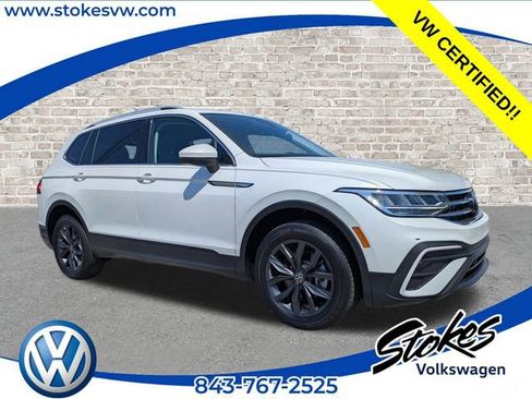 Certified 2023 Volkswagen Tiguan SE FWD image 1