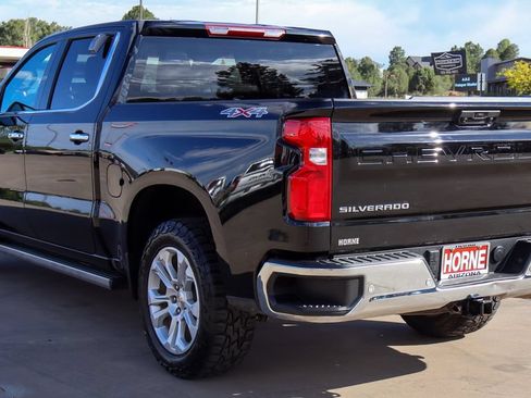 Used 2023 Chevrolet Silverado 1500 LTZ AWD/4WD image 5