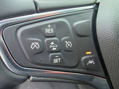 Used 2024 Chevrolet Malibu RS FWD image 10