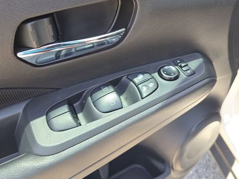 Certified 2023 Nissan Kicks SV FWD image 18