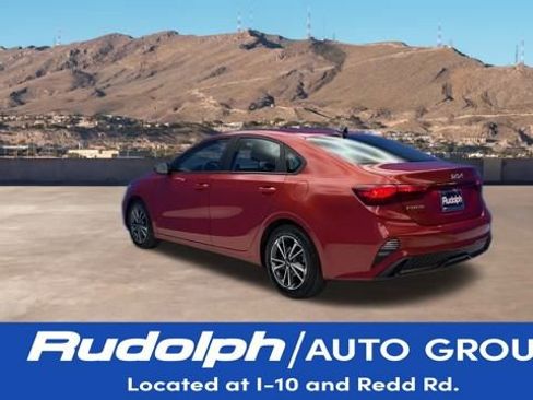 Used 2023 Kia Forte LXS image 3