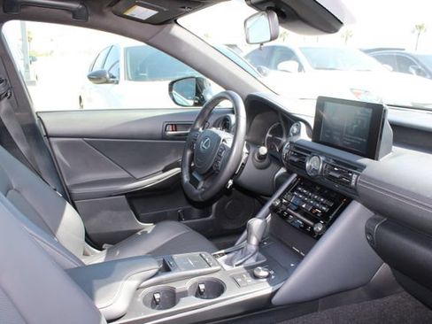 Certified 2024 Lexus IS 300 F Sport RWD image 5