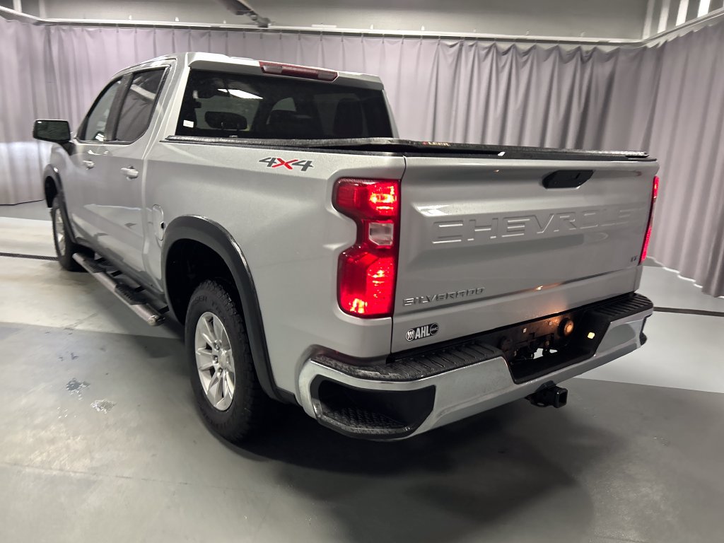 Used 2021 Chevrolet Silverado 1500 LT AWD/4WD image 5