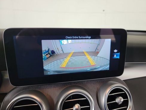 Certified 2022 Mercedes-Benz GLC 300 4MATIC image 23