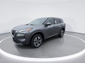 Used 2023 Nissan Rogue SV video 4