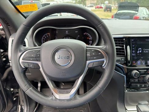 Used 2020 Jeep Grand Cherokee Limited image 15