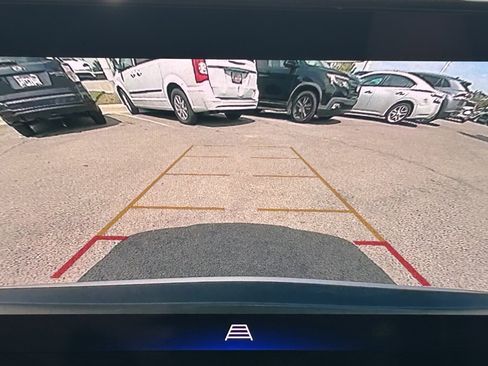 Used 2025 Chevrolet TrailBlazer LT image 14