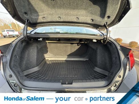 Used 2018 Honda Civic Si image 17