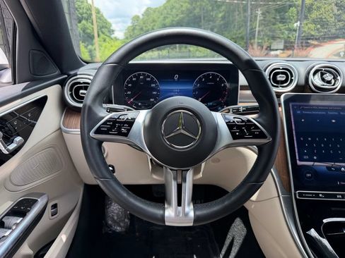 Used 2022 Mercedes-Benz C 300 Sedan w/ Exclusive Trim Package image 68
