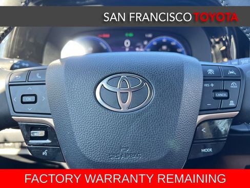 Used 2025 Toyota Crown Signia image 34