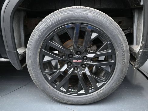 Used 2020 GMC Sierra 1500 Denali w/ Denali Carbonpro Edition AWD/4WD image 3