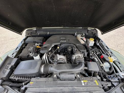 Used 2021 Jeep Gladiator Sport AWD/4WD image 43