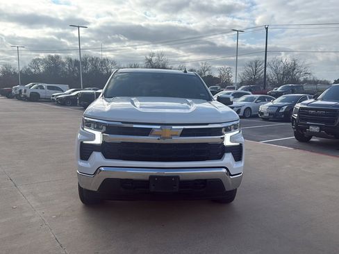 Used 2022 Chevrolet Silverado 1500 LT image 3