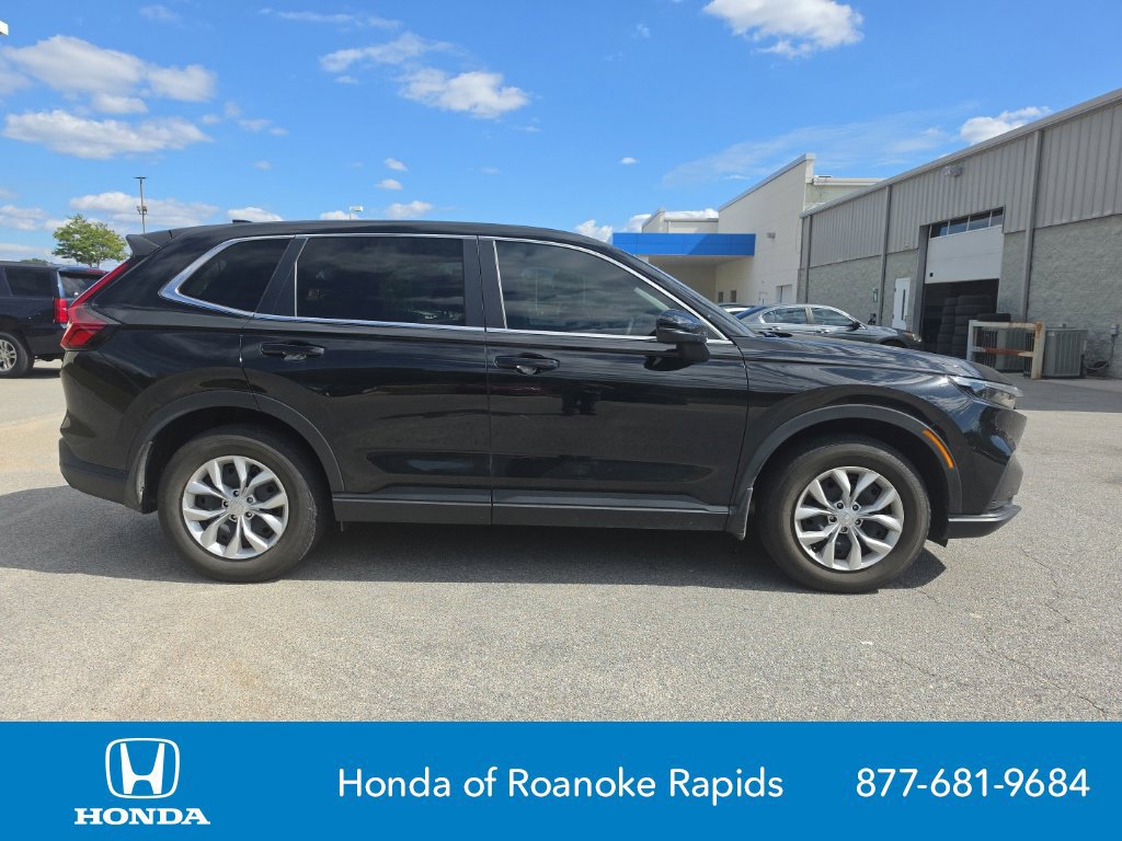 Used 2025 Honda CR-V LX image 6