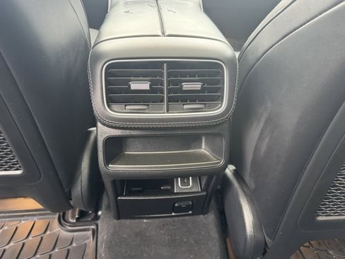 Used 2023 Mercedes-Benz GLE 350 4MATIC image 16