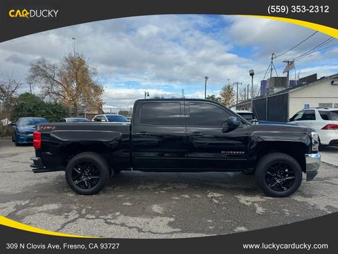 Used 2018 Chevrolet Silverado 1500 LT w/ LT Eassist Package image 4